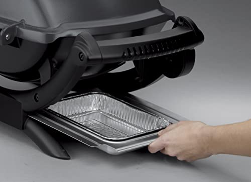 Weber Q1400 Elektrogrill (Dark Grey) mit 43 x 32 cm Grillfläche, 2-geteiltem porzellanemailliertem Gussrost und Aluminiumguss-Gehäuse. Kompakt, leistungsstark und ideal für Balkon oder Terrasse. Für stilvolles Grillen mit echtem BBQ-Feeling.