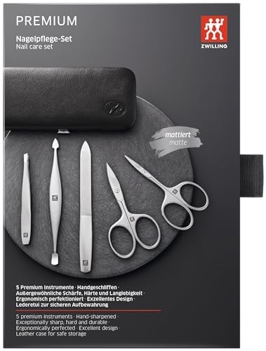 ZWILLING Maniküre-Set (5-teilig) im schwarzen Echtleder-Etui mit stabilem Metallrahmen – inklusive Nagel- und Hautschere sowie weiterer Pflegeinstrumente. Hochwertige Qualität für präzise Nagelpflege. Stilvoll, langlebig und ideal für unterwegs.