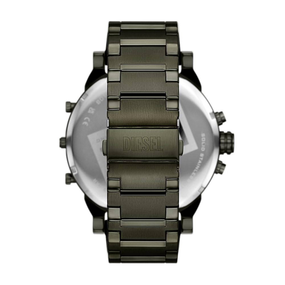 Diesel Mega Chief Analog-Quarz-Herrenuhr (DZ7485, Edelstahlarmband). Lässiger XXL-Chrono-Look mit griffigem Edelstahl-Body und zuverlässigem Quarz-Takt – perfekt für deine City-Abenteuer und stylishe Auftritte. Greif zu und rock dein Handgelenk.