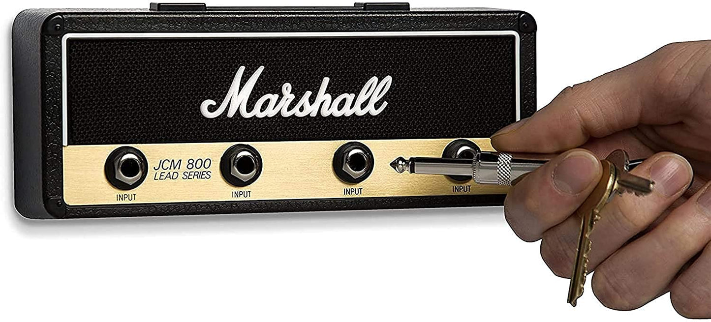 Marshall Schlüsselbrett Jack Rack 2.0 im Design des legendären JCM800 – Schlüsselhalter zur Wandmontage mit 4 Gitarrenstecker-Anhängern. Robuste Halterung für Haus, Studio oder Proberaum. Für Musikliebhaber mit Stil und Sinn für Details.