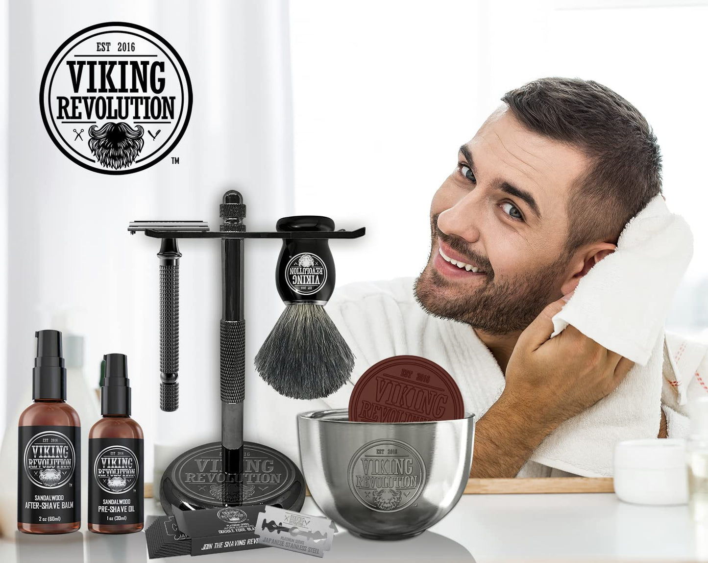 Viking Revolution Luxus-Rasierset für Männer – mit Sicherheitsrasierer, Dachs-Bürste, Ständer, Schale, Pre-Shave-Öl und After-Shave-Balsam. Klassisches Set für die stilvolle Nassrasur.
