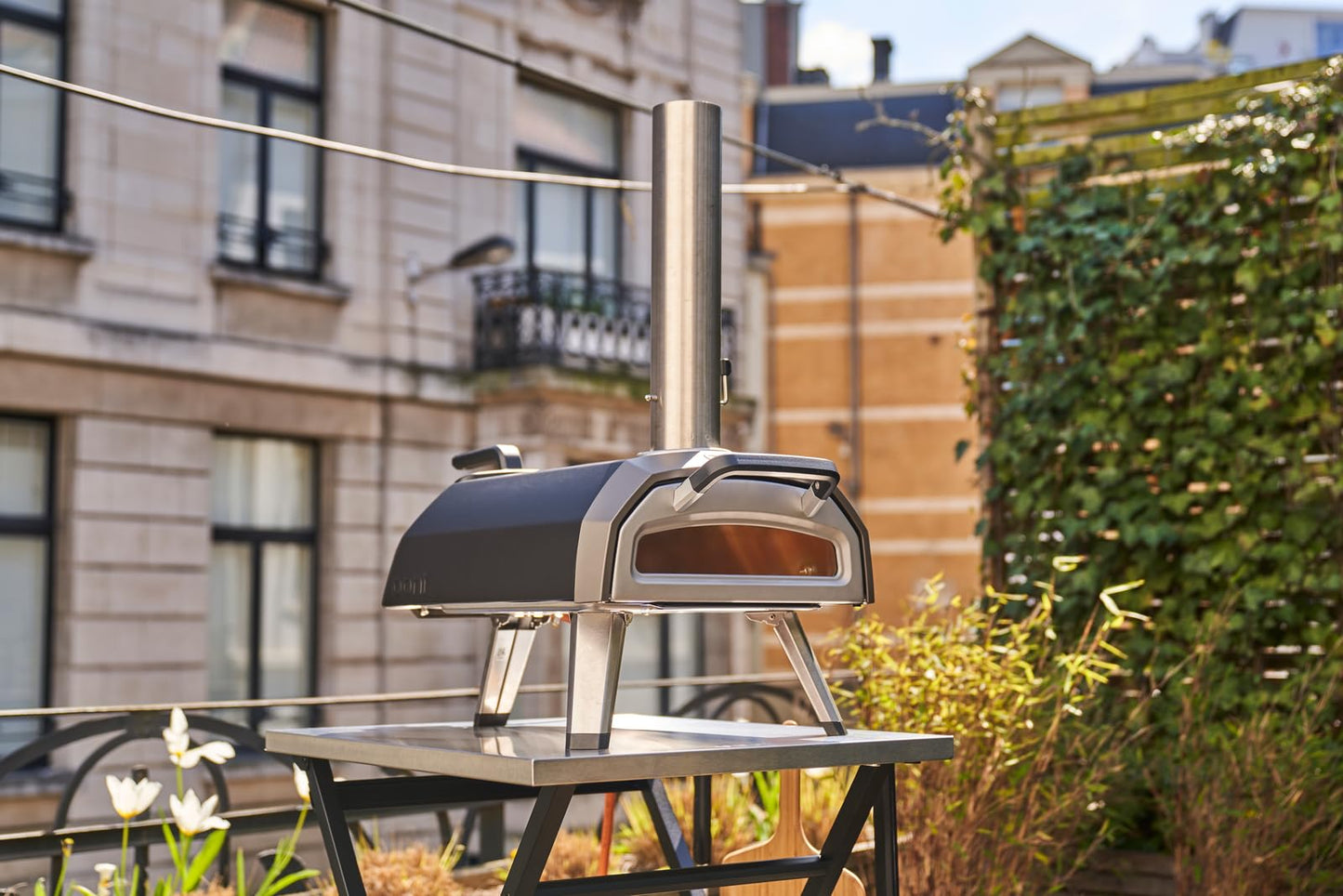 Ooni Karu 2 Multi-Brennstoff Pizzaofen . Tragbarer Outdoor-Ofen für Gas, Holz & Holzkohle.Genieße authentische Steinofenpizza überall.