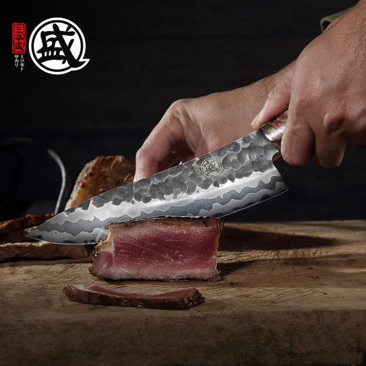 MITSUMOTO SAKARI 20 cm Gyuto. Handgeschmiedetes 440C Damast-Profikochmesser. Meisterpräzision für deine Küche.