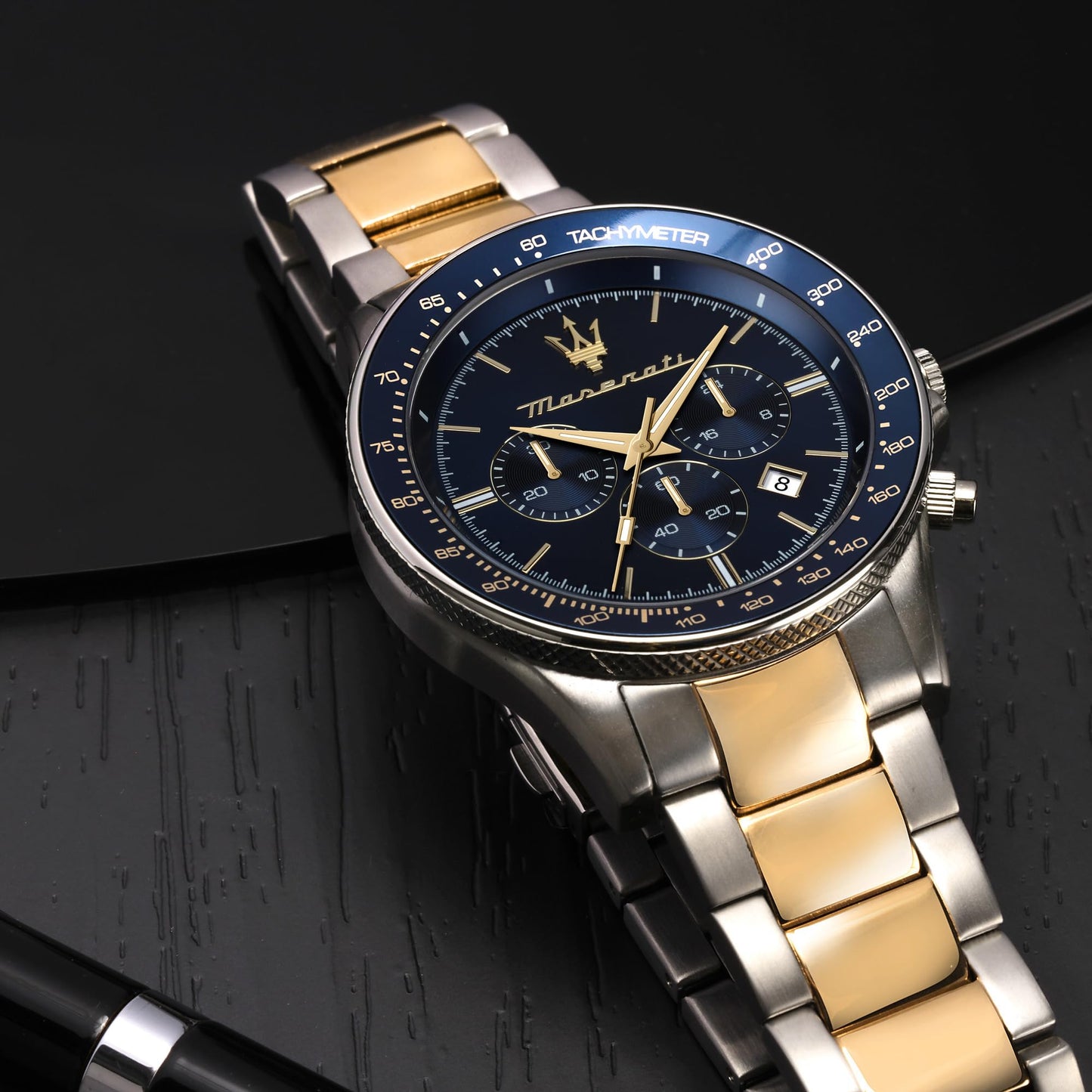 Maserati Sfida Limited Edition Chronograph (R8873640017). Sportlich-eleganter Analog-Chronograph mit markantem Zifferblatt und komfortablem Edelstahlband – robust, präzise und limitiert. Jetzt zuschlagen und Exklusivität tragen.
