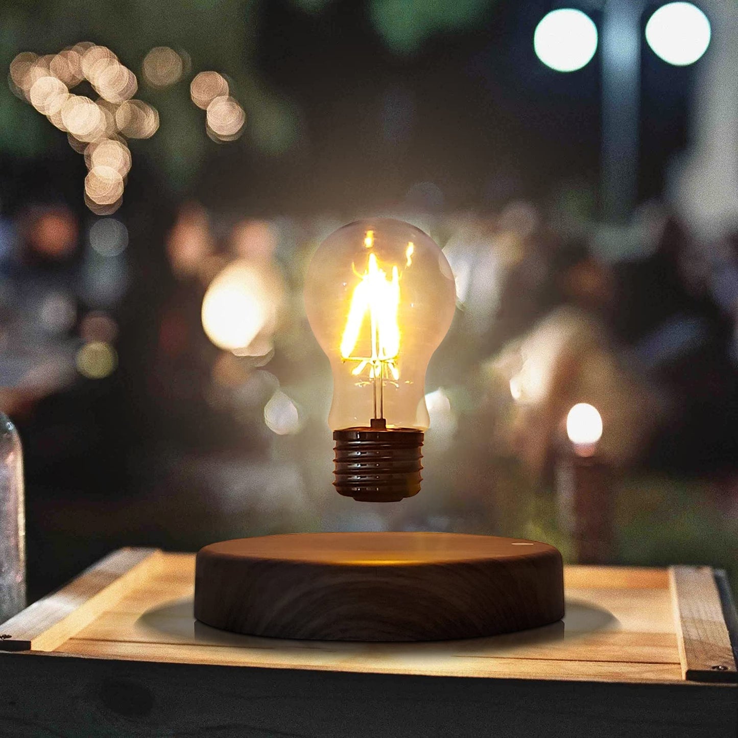 HCNT Schwebe-Glühbirne – Magnetische Rotations-LED-Schreibtischlampe. Sichere dir dein einzigartiges Schwebe-Deko-Highlight.