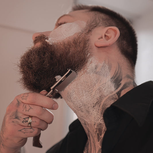 Störtebekker® Premium Rasiermesser Set – All-in-One Set mit Rasierpinsel, Rasierseife, Rasierschale, Rasieröl, Alaunstein, Bartpflege & mehr