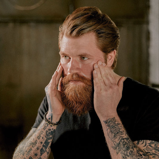 Brooklyn Soap Company Ultimate Beard Box – Bartpflege-Set mit Bartöl, Bartshampoo, Bartbürste, Bartwachs und Bartcreme. Komplettset für intensive Pflege und Styling. Hochwertige Geschenkidee für Männer mit Anspruch an Bart und Pflege.