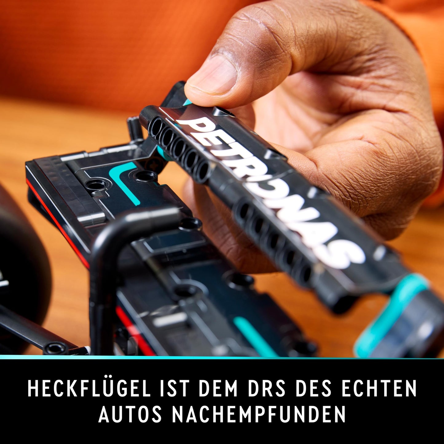 LEGO Mercedes-AMG F1 W14 (Set 42171). 1.642 Teile – Formel 1 Technic Modellauto.