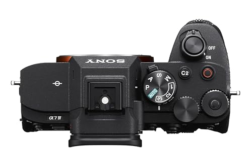 Sony Alpha 7 IV – Spiegel­lose Vollformatkamera mit 33 MP, Echtzeitfokus & 4K 60p.Hol dir jetzt die Alpha 7 IV und steigere dein Foto- und Video-Game auf Profi-Level.