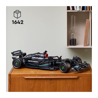 LEGO Mercedes-AMG F1 W14 (Set 42171). 1.642 Teile – Formel 1 Technic Modellauto.
