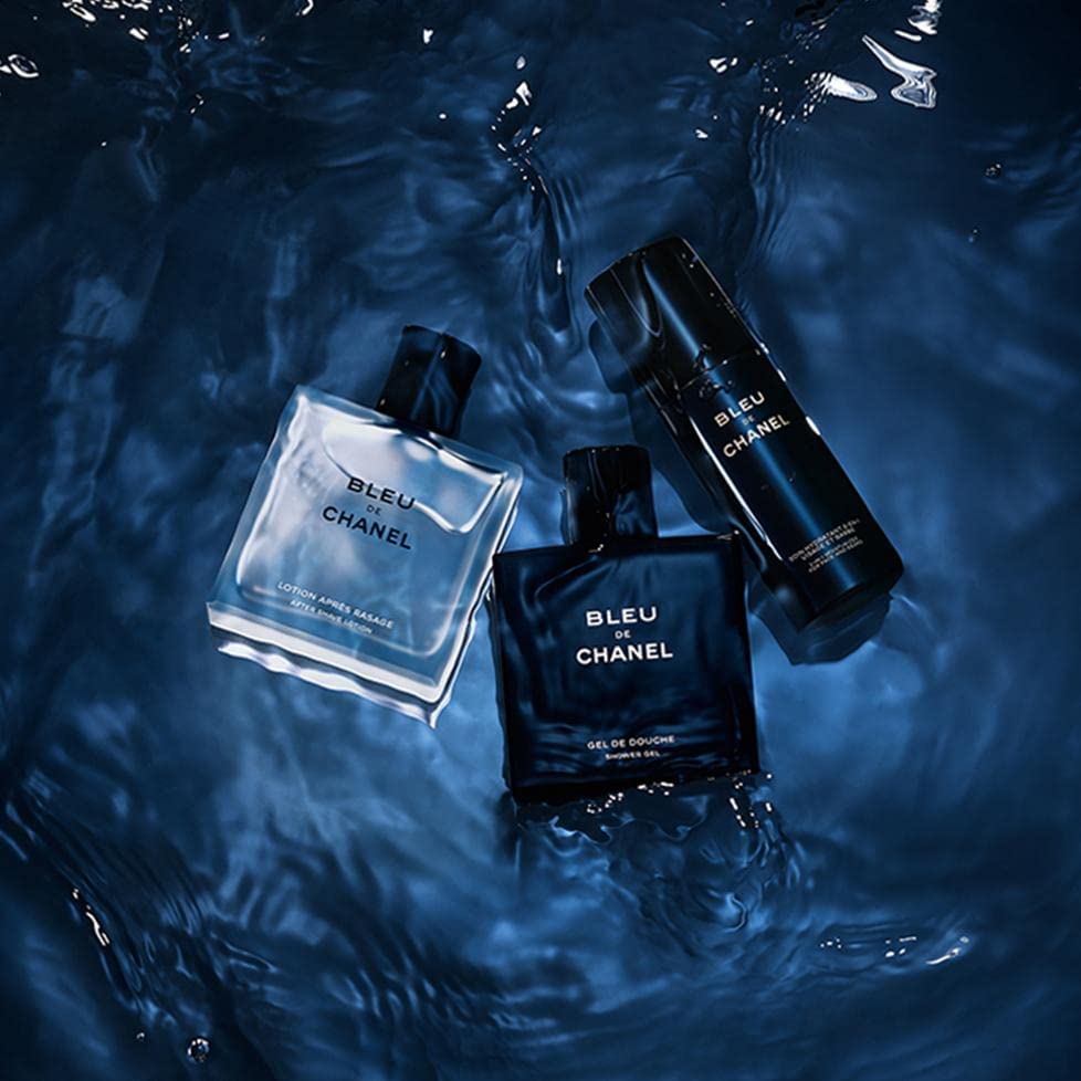Chanel Bleu Parfum Vapo (50 ml). Frisch-zitrischer Bergamotte-Grapefruit-Kick mit würzig-intensivem Ingwer-Kardamom-Herz & sinnlich-warmer Sandelholz-Weihrauch-Basis.