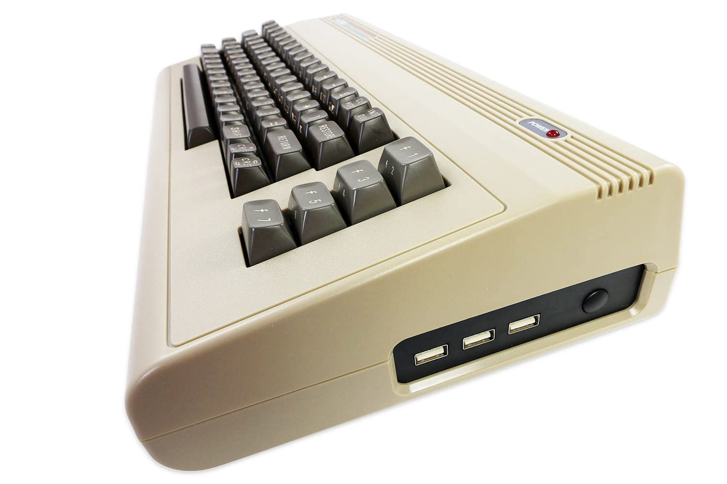 The C64 „Maxi“ – funktionsfähiger Heimcomputer im Original-Look des Commodore 64 mit USB, HDMI und 64 vorinstallierten Spielen. Für echtes Retro-Feeling mit moderner Technik. Ohne Netzteil, kompatibel mit gängigen USB-Stromquellen.