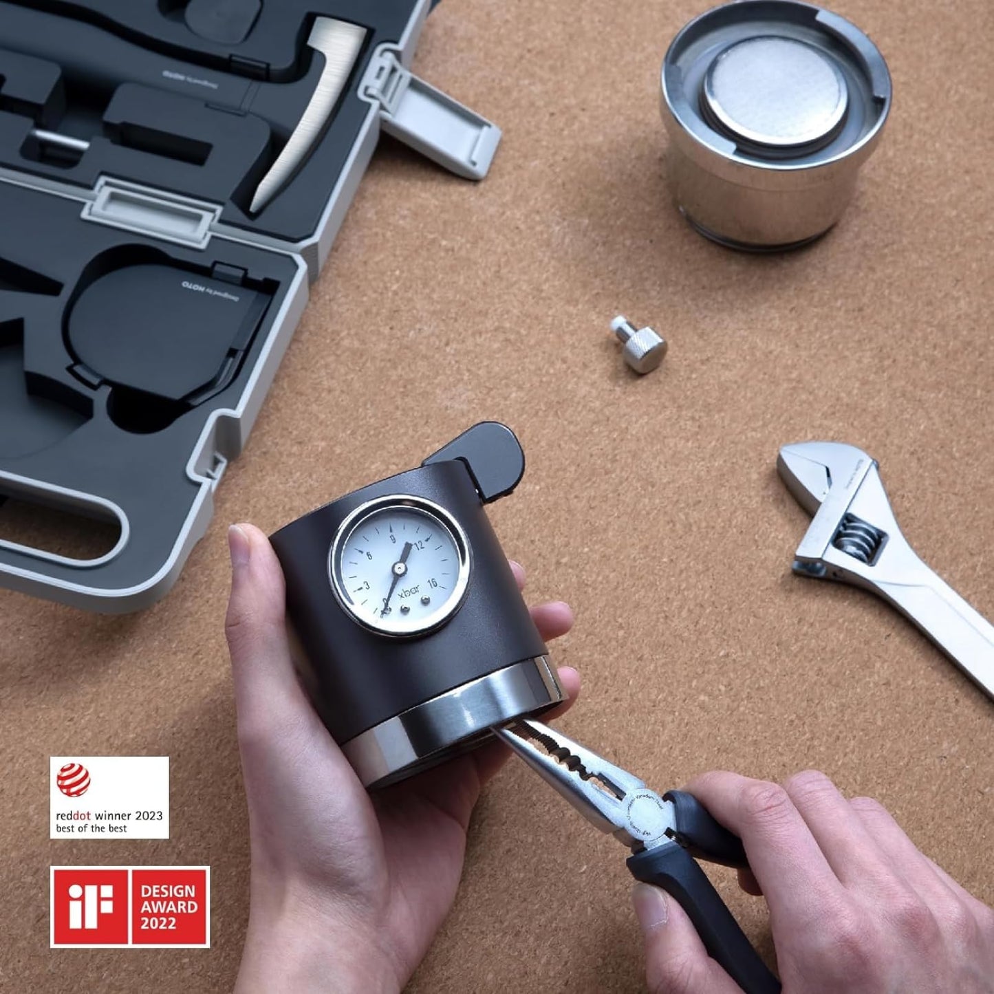 HOTO Werkzeugkoffer Gefüllt – All-in-One Handwerks-Set für Zuhause & unterwegs. Mach dich bereit für jede Reparatur.