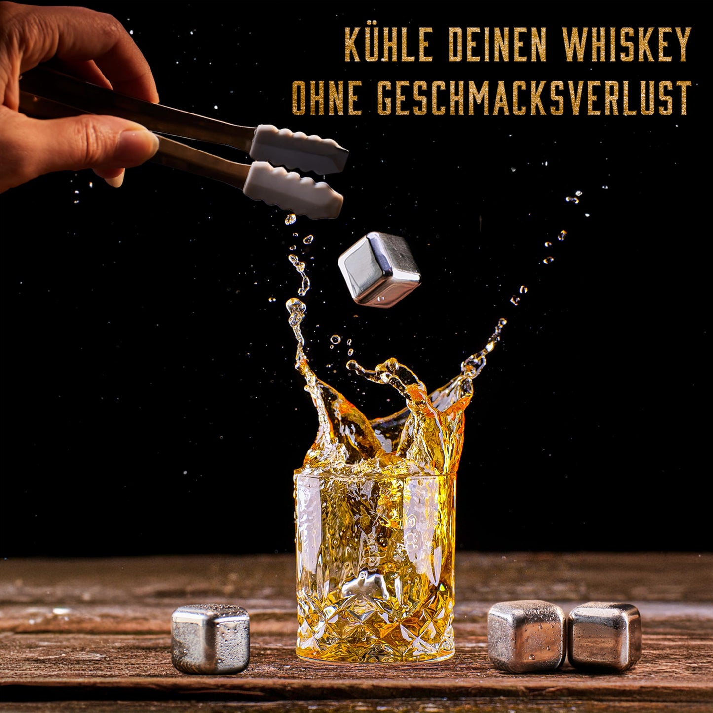 WHISISKEY Whiskey Karaffe Set – klassisches Geschenkset mit 700 ml Dekanter, 2 Gläsern und 4 wiederverwendbaren Whisky-Steinen. Für Genießer mit Geschmack.