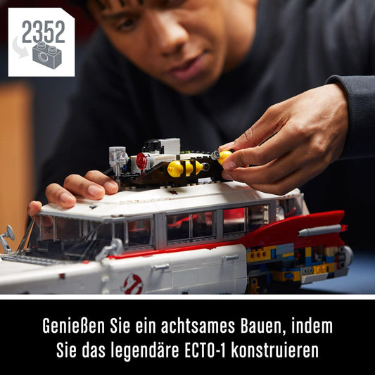 LEGO Ghostbusters ECTO-1 (Set 10274). 2.352 Teile Cadillac-Modell mit Geisterfalle, Schwenksitz & paranormaler Ausrüstung.