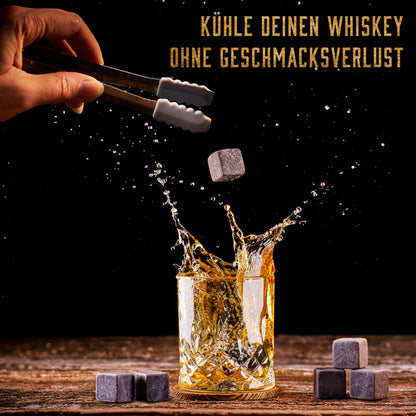 WHISISKEY Whiskygläser Set mit 2 Gläsern (je 310 ml), 8 wiederverwendbaren Whiskey-Steinen und Geschenkbox. Für Genießer, die auf Details und Stil Wert legen.