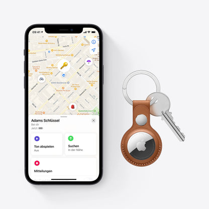 Apple AirTag – kompakter Tracker zum Wiederfinden von Schlüsseln, Geldbörsen, Gepäck und mehr. Einfaches Setup mit iPhone oder iPad, präzise Ortung. Mit austauschbarer Batterie.